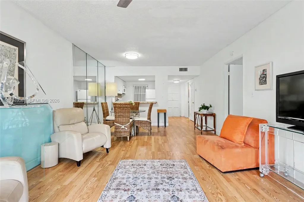 1000 Hillcrest Court Hollywood FL 33021