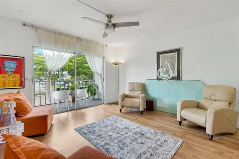 1000 Hillcrest Court Hollywood FL 33021