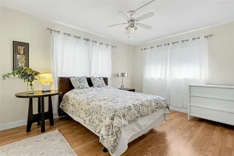1000 Hillcrest Court Hollywood FL 33021