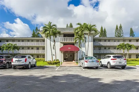 1000 Hillcrest Court Hollywood FL 33021