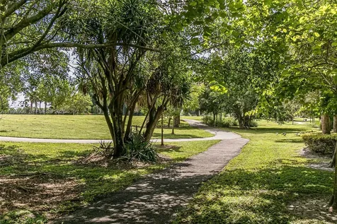 1000 Hillcrest Court Hollywood FL 33021