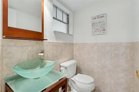 1000 Hillcrest Court Hollywood FL 33021