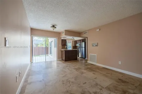 914 NW 106th Avenue Circle Miami FL 33172