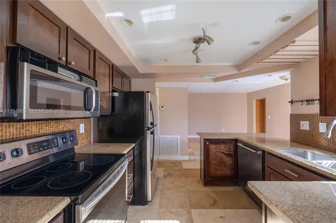 914 NW 106th Avenue Circle Miami FL 33172