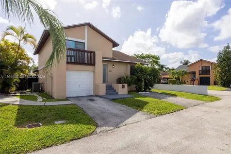 914 NW 106th Avenue Circle Miami FL 33172
