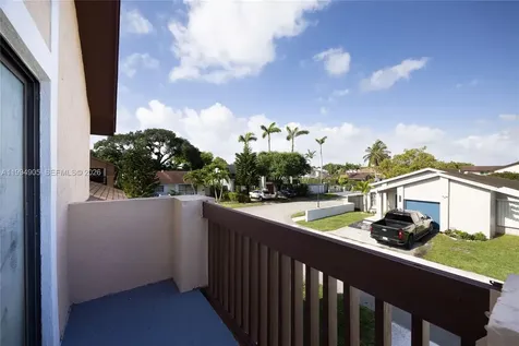 914 NW 106th Avenue Circle Miami FL 33172