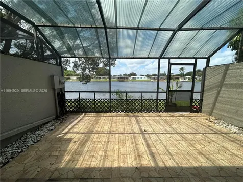 1660 NW 113th Way Pembroke Pines FL 33026