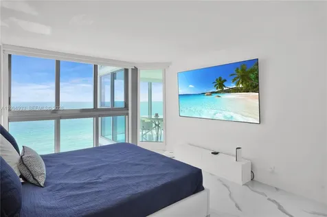 2655 Collins Avenue Miami Beach FL 33140