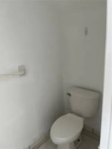 8031 NW 8th Street Miami FL 33126
