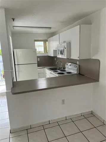 8031 NW 8th Street Miami FL 33126