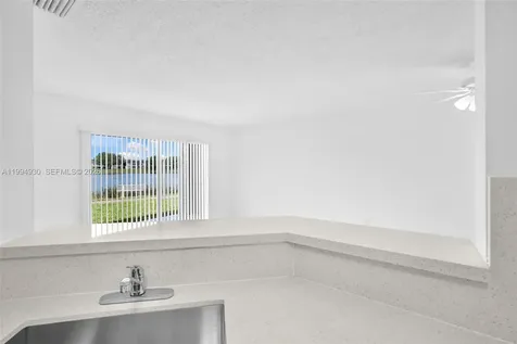 3437 NW 44th Street Oakland Park FL 33309