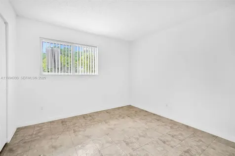 3437 NW 44th Street Oakland Park FL 33309