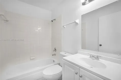 3437 NW 44th Street Oakland Park FL 33309
