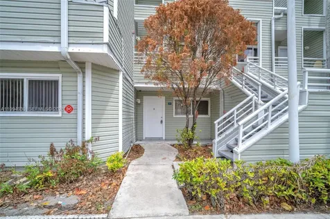 3437 NW 44th Street Oakland Park FL 33309