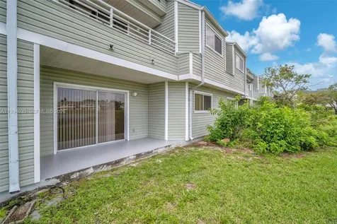 3437 NW 44th Street Oakland Park FL 33309