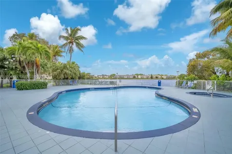 3437 NW 44th Street Oakland Park FL 33309