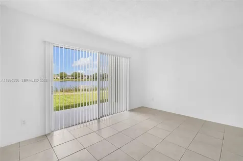3437 NW 44th Street Oakland Park FL 33309