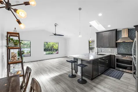1601 Eastlake Way Weston FL 33326
