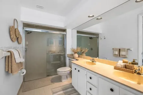 1601 Eastlake Way Weston FL 33326