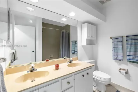 1601 Eastlake Way Weston FL 33326
