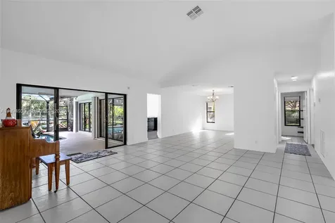 1601 Eastlake Way Weston FL 33326