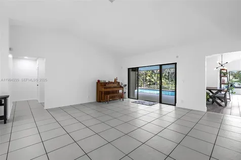 1601 Eastlake Way Weston FL 33326