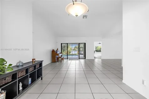 1601 Eastlake Way Weston FL 33326