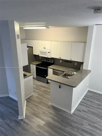 3951 NW 92nd Avenue Sunrise FL 33351