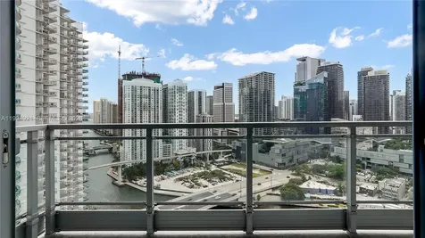 90 SW 3rd Street Miami FL 33130
