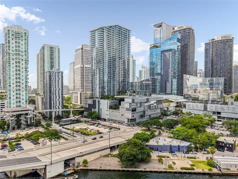 90 SW 3rd Street Miami FL 33130