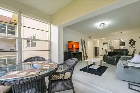 4701 NW 34th Street Lauderdale Lakes FL 33319