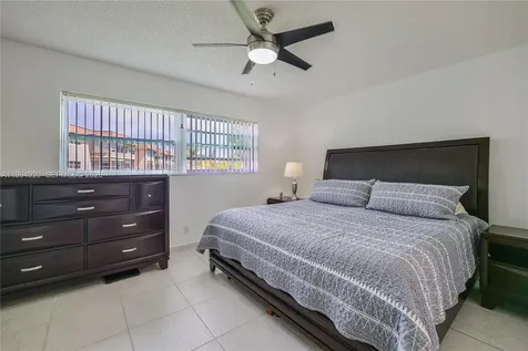 4701 NW 34th Street Lauderdale Lakes FL 33319