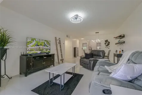 4701 NW 34th Street Lauderdale Lakes FL 33319