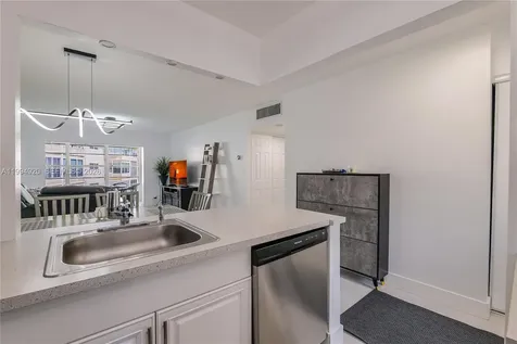 4701 NW 34th Street Lauderdale Lakes FL 33319