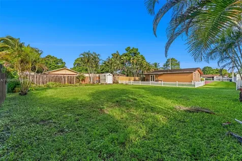 8820 SW 27th Street Miami FL 33165
