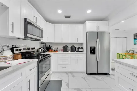 8820 SW 27th Street Miami FL 33165