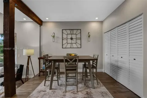 10101 Woodbury Court Pembroke Pines FL 33026