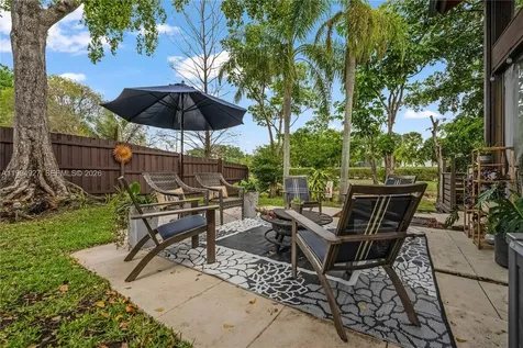 10101 Woodbury Court Pembroke Pines FL 33026