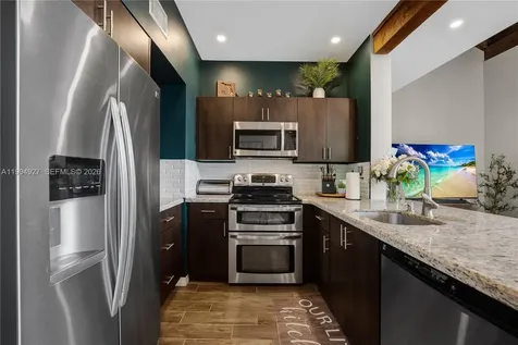 10101 Woodbury Court Pembroke Pines FL 33026