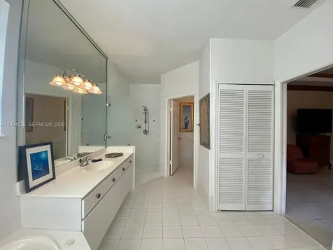 656 NW 129th Place Miami FL 33182
