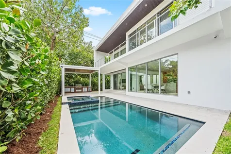 4125 NW 5th Avenue Miami FL 33127