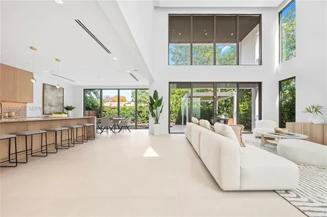 4125 NW 5th Avenue Miami FL 33127