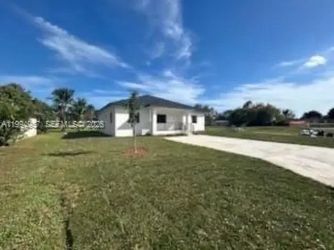 1468 NW 100th Street Miami FL 33147