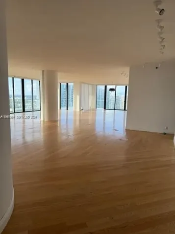 19707 Turnberry Way Aventura FL 33180