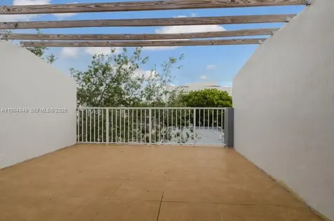 2734 Bird Avenue Miami FL 33133