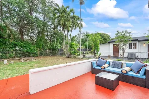 511 NE 131st Street North Miami FL 33161