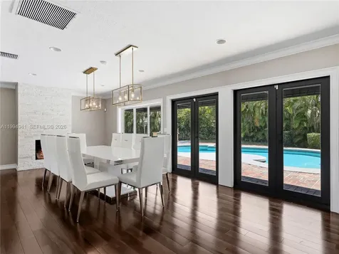 8500 SW 70th Street Miami FL 33143