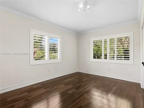 8500 SW 70th Street Miami FL 33143