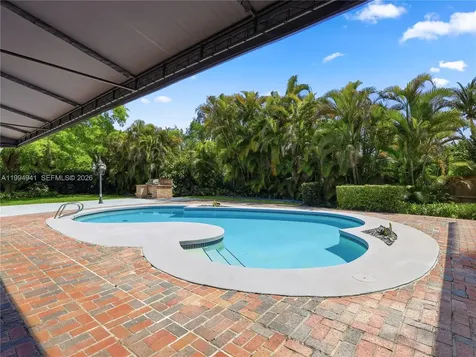 8500 SW 70th Street Miami FL 33143