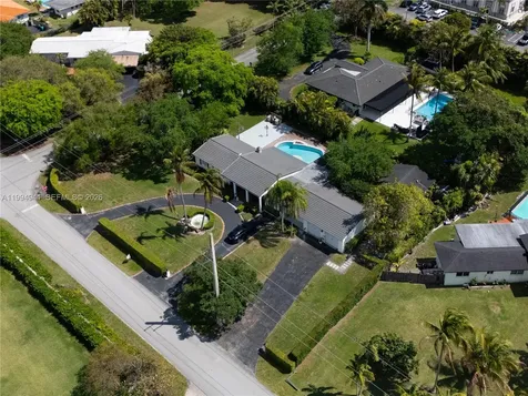 8500 SW 70th Street Miami FL 33143